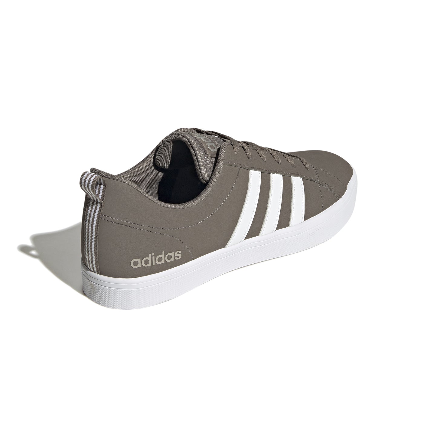 Adidas Sneakers VS PACE